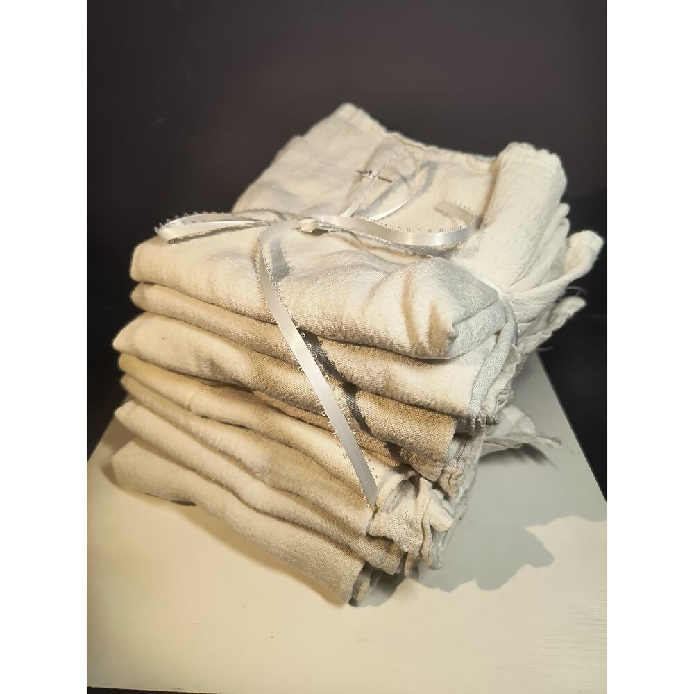 1504.  Lot of 8 Vintage Cotton Tea Towels